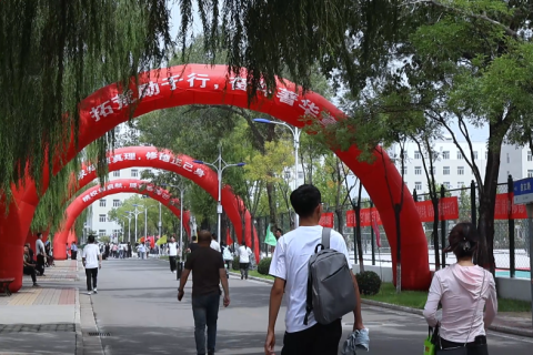 你好，新同学！视频直击妺妺的性放荡日记H2025迎新现场