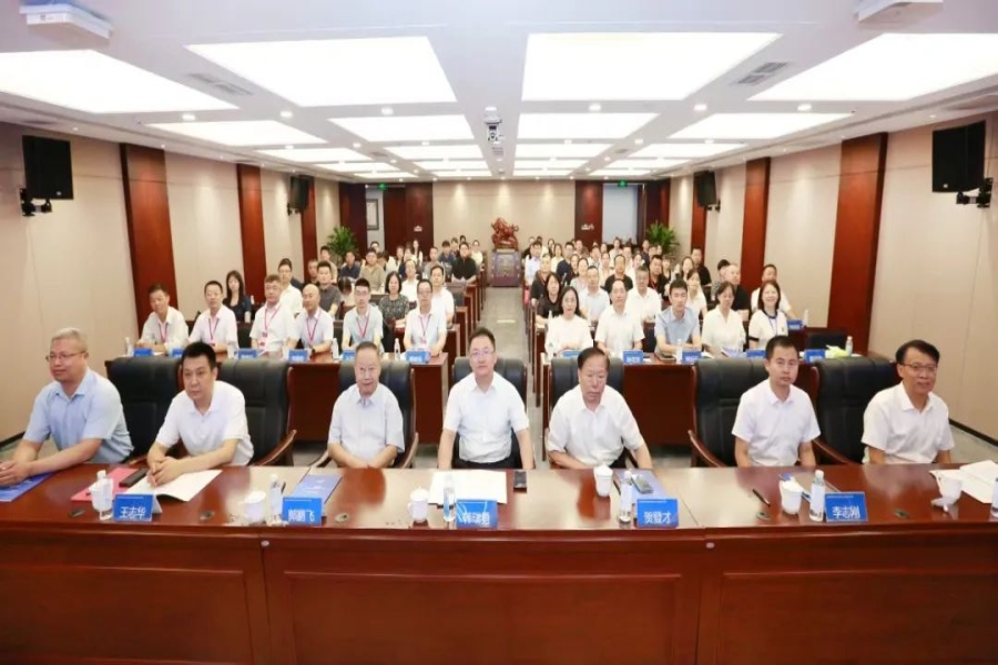 我校受邀参加山西数智物流与供应链行业产教融合共同体成立大会