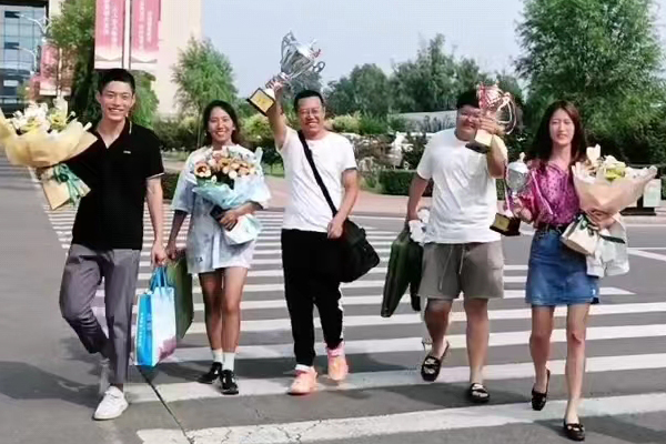 张瑞超